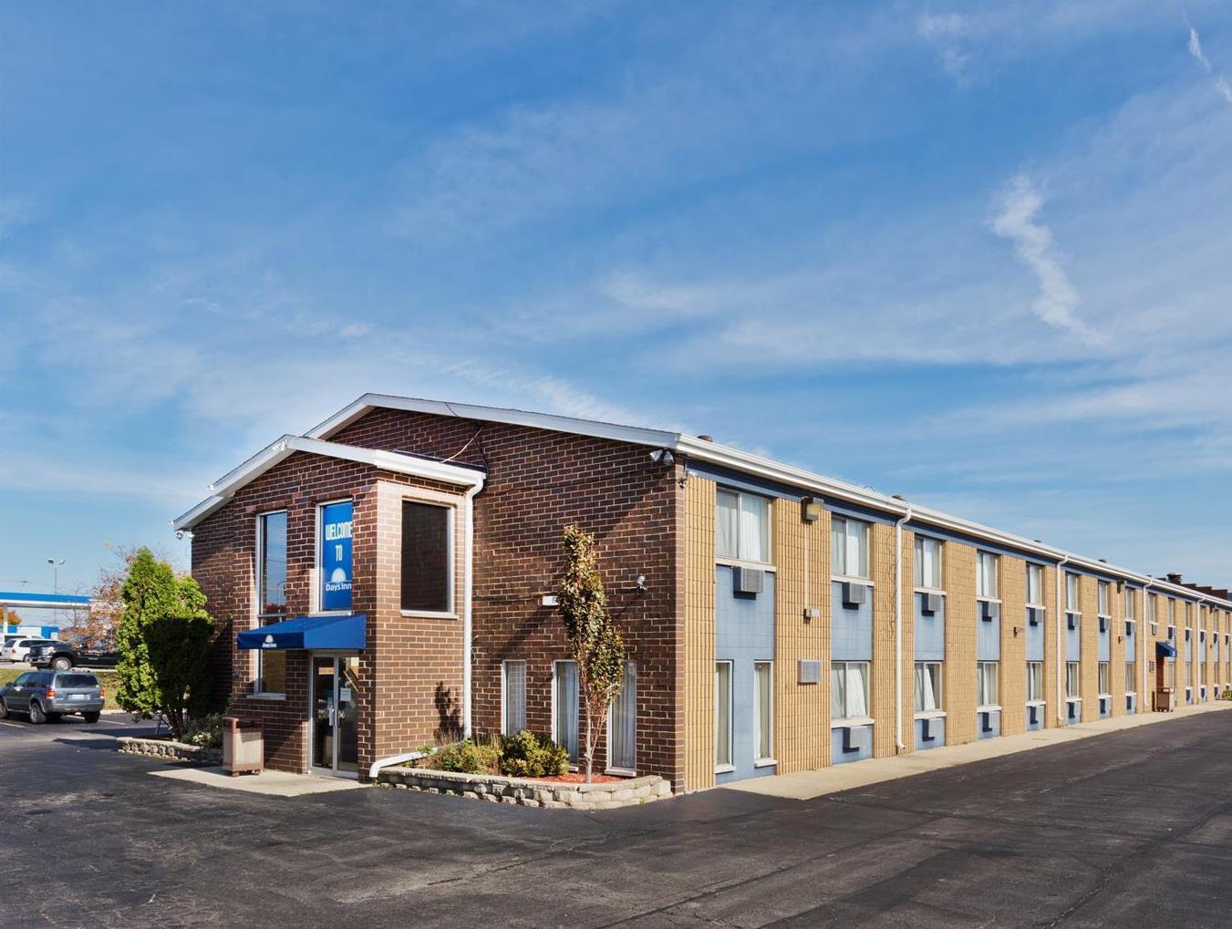 Days Inn By Wyndham Rockford I-90 Casino District Bagian luar foto
