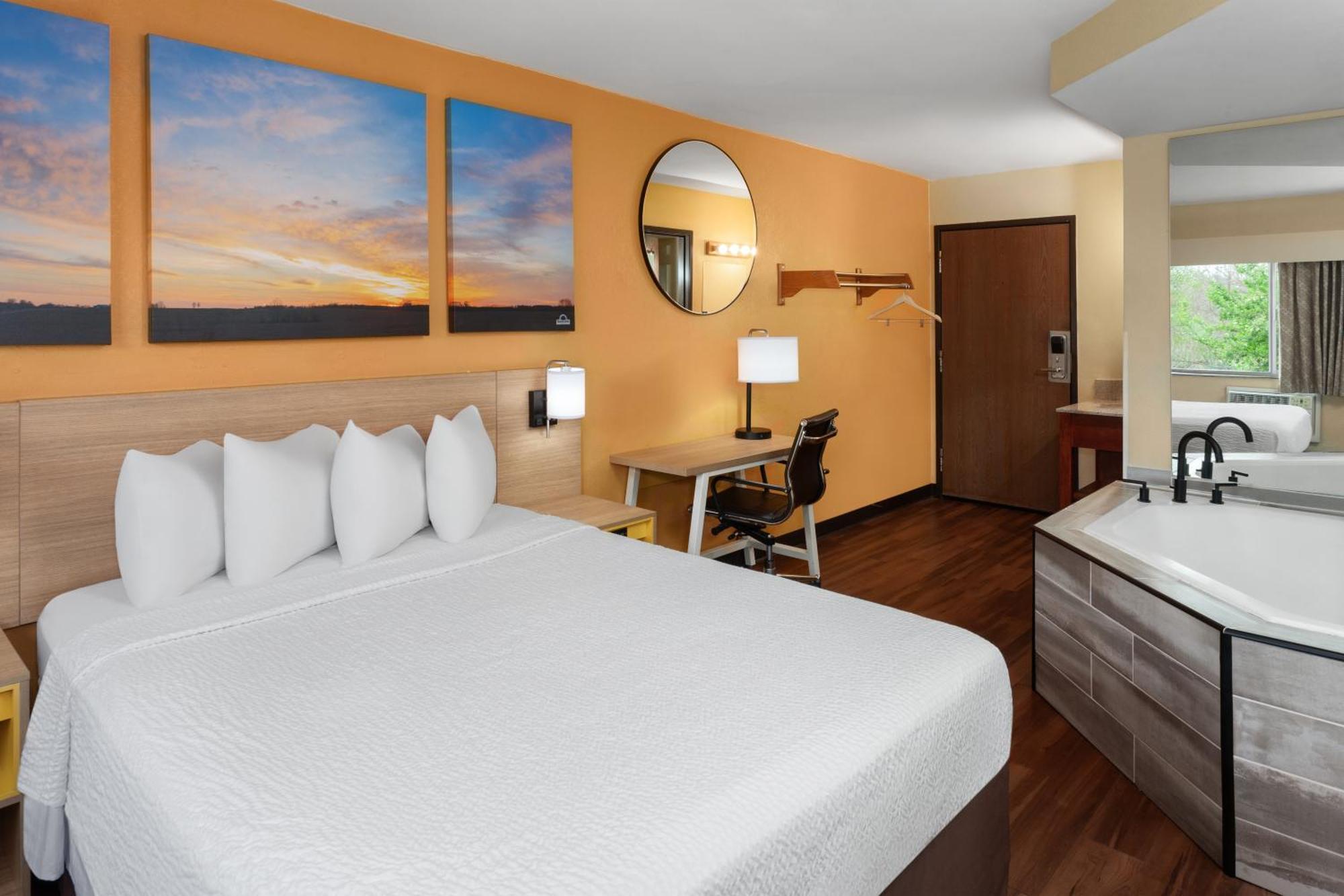 Days Inn By Wyndham Rockford I-90 Casino District Bagian luar foto